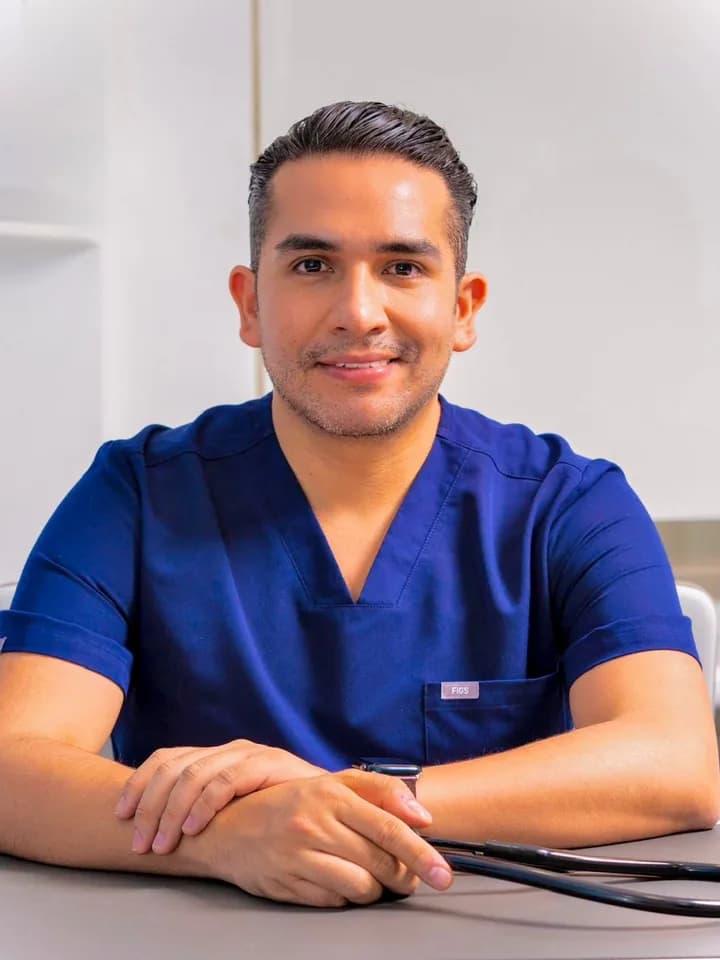 Dr. Jorge Daniel Sierra Lara Martínez